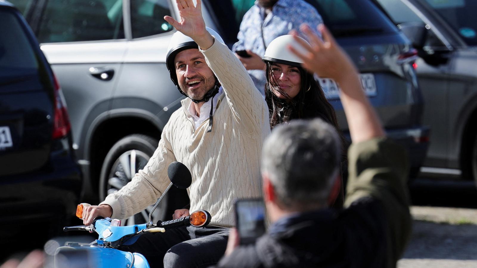 Doğu Almanya'da Aşırı Sağın Yükselişi: Simson Motosikletinden Yükselen Nostalji ve Öfke