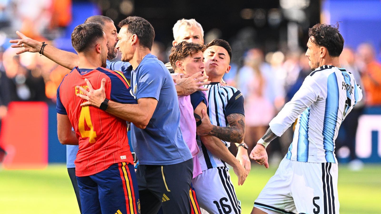 FIFA'dan Arjantin'e Dünya Kupası Finali Sonrası Olaylı Kutlamalar İçin Soruşturma