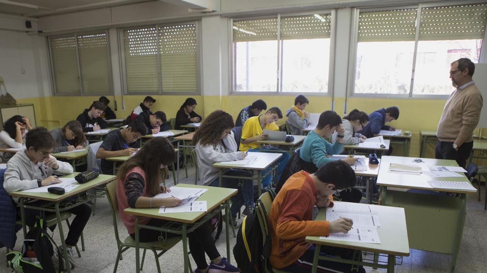 PISA Raporu: Yapay Zeka Öğrenci Başarısını Nasıl Etkiliyor?