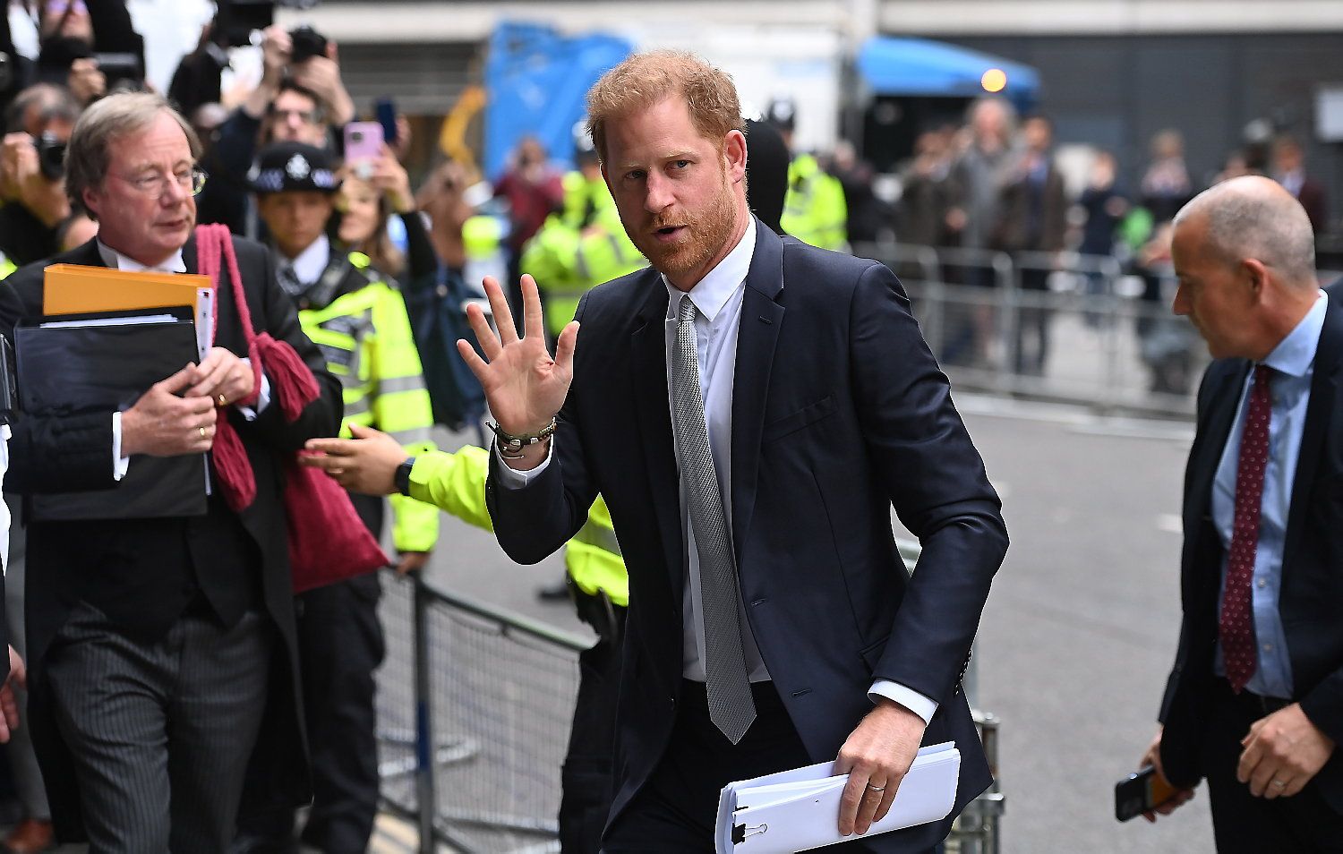Prens Harry, Daily Mail Davasında Büyük Yenilgiye Uğradı: Casusluk İddiaları Reddedildi