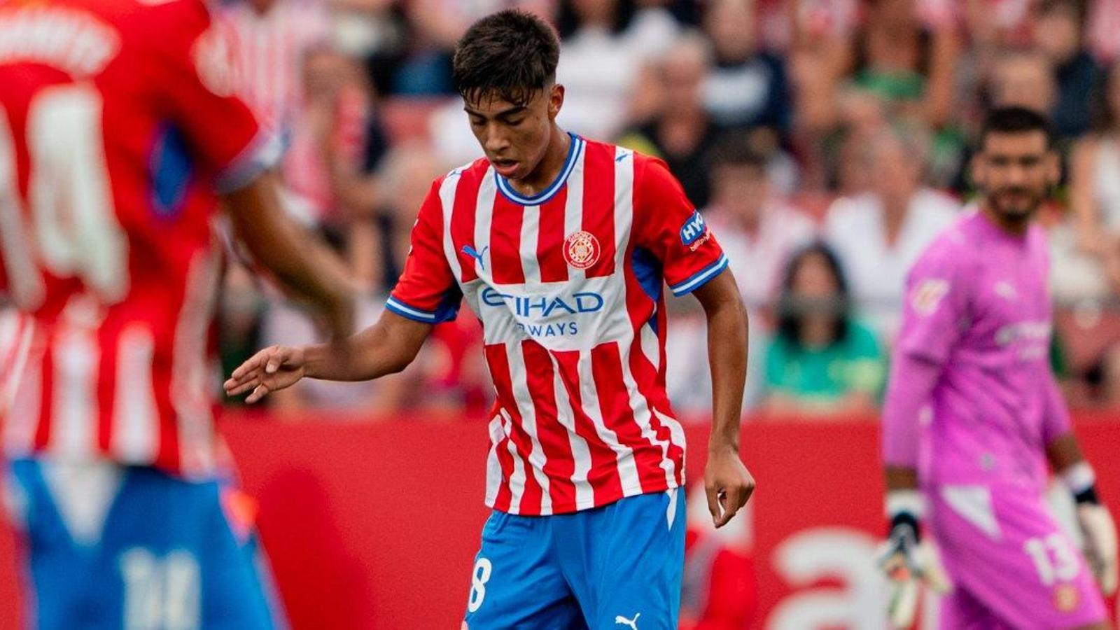 Girona'nın Yükselen Yıldızı: Holmes Junior İspanyol Futbolunun Yeni Umudu