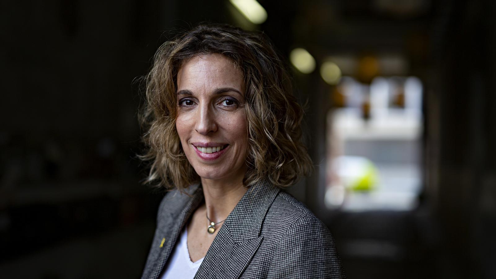 Katalonya Sanayisine Yeni Yön: Eski Bakan Àngels Chacón, Fundació per la Indústria'ya