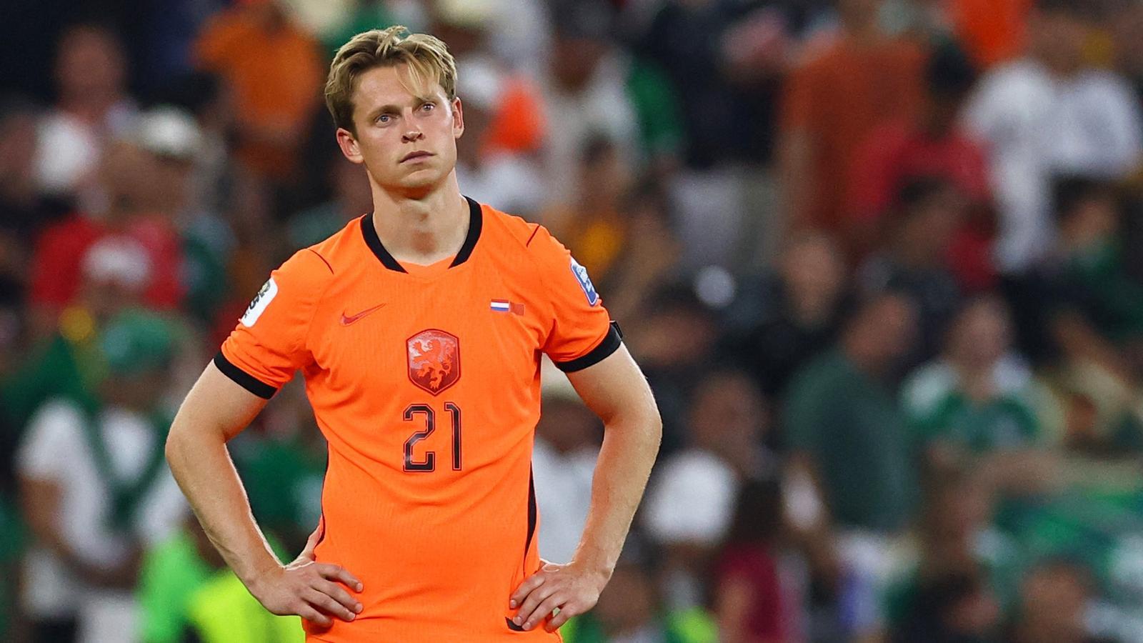 Frenkie de Jong'un Ciddi Sakatlığı ve Ameliyat Kararı: Barcelona'da Kriz mi Var?