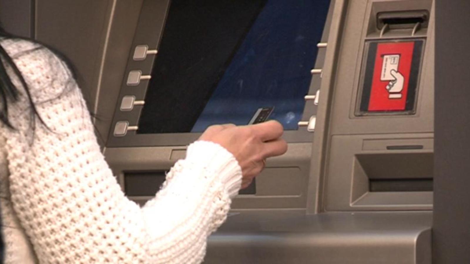Bankacılık Sektöründe Radikal Dönüşüm: İspanya'da Şube Kapanışları ve Müşteri İlişkileri