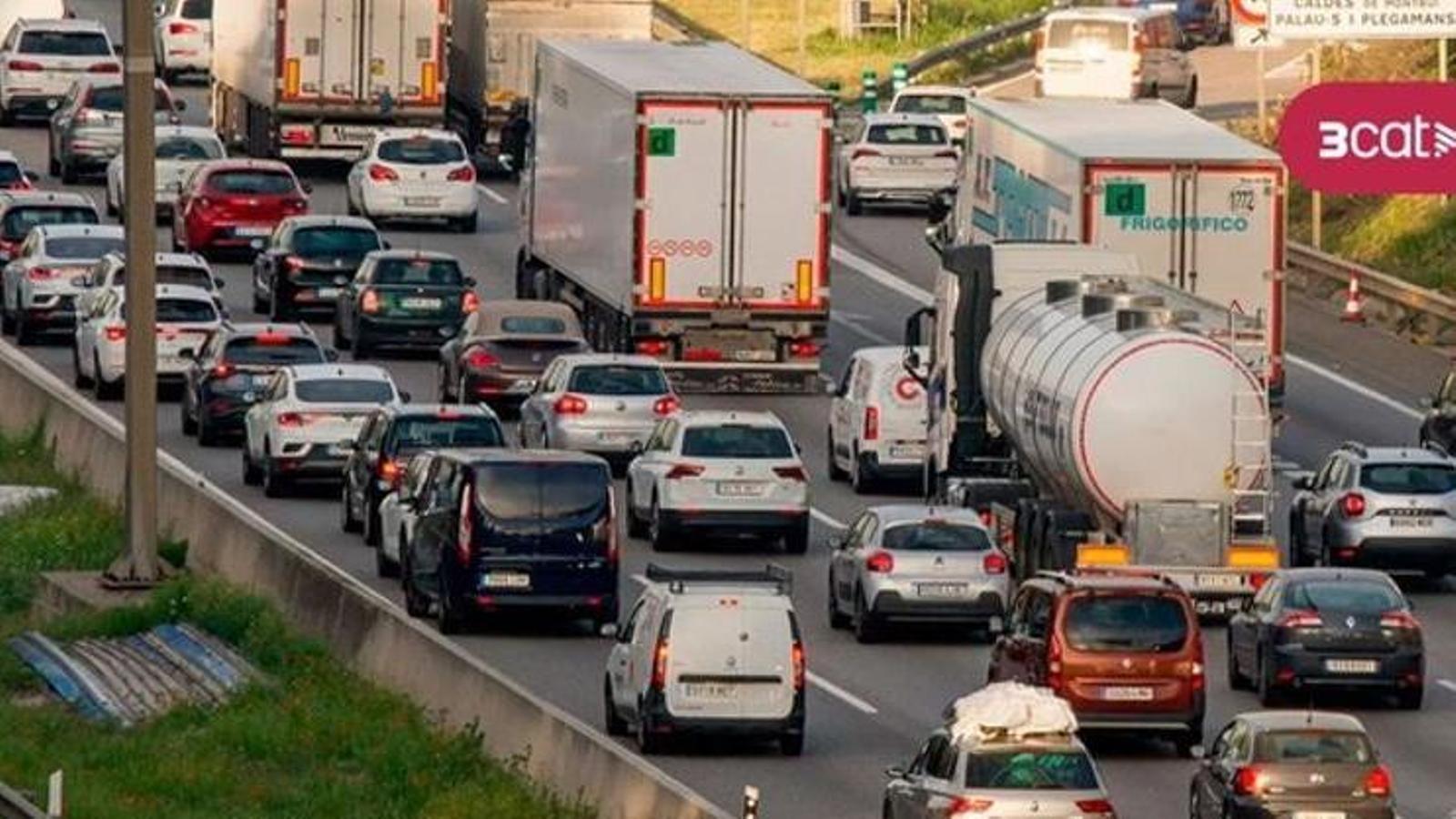 AP-7 Otoyolu: Ücretsiz Geçişin Bedeli ve Katalonya'nın Ulaşım Çıkmazı