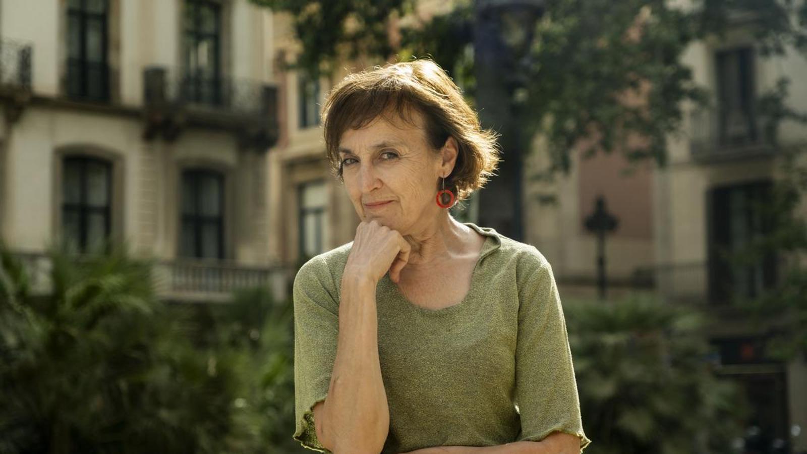 Savaşın Ortasında Arzu ve Korku: Isabel Olesti'nin Yeni Romanı