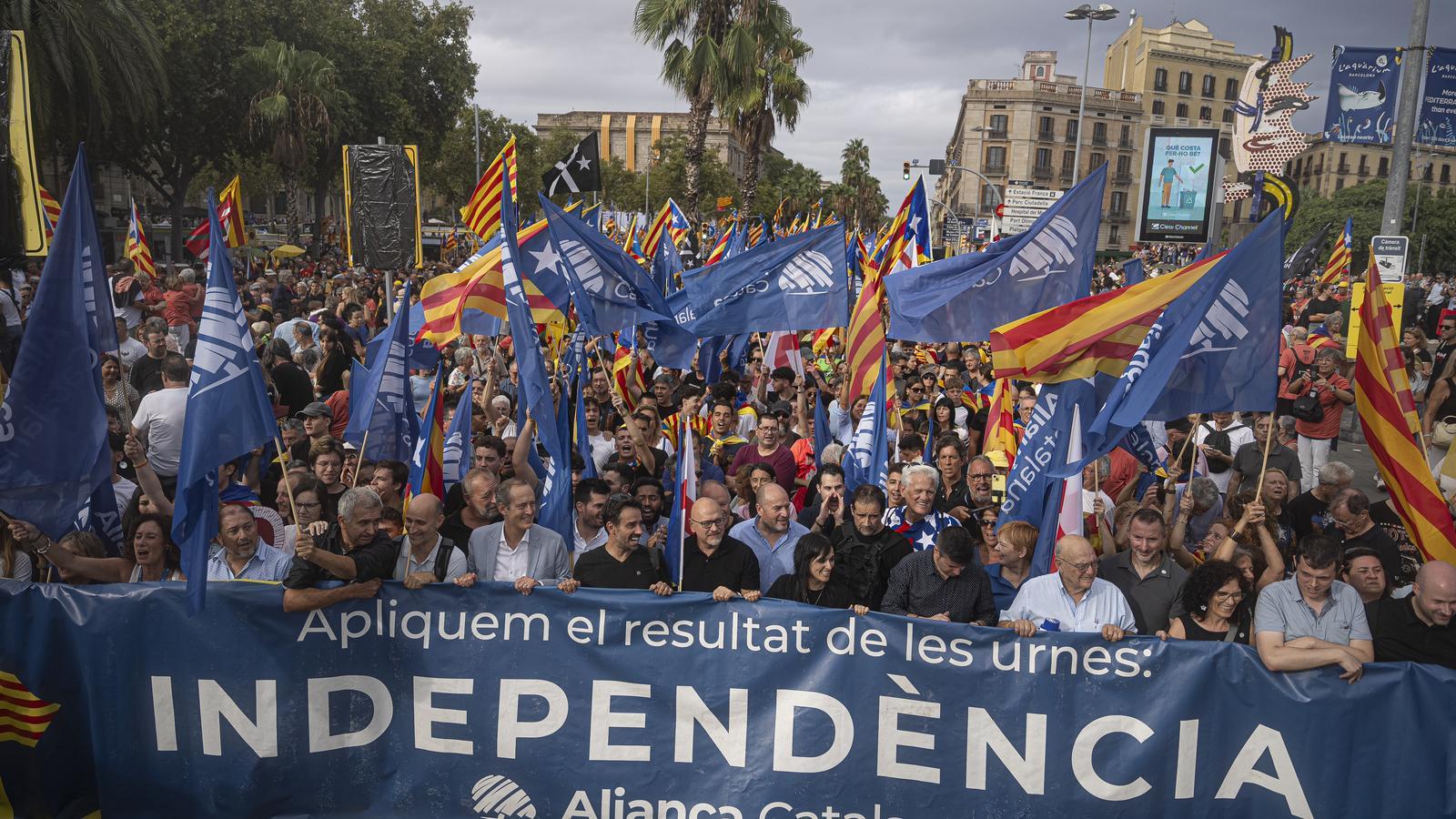 Katalonya'da Aşırı Sağ Rüzgarı: Aliança Catalana'nın Gölgesi