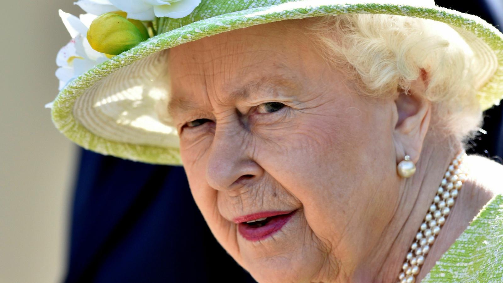 Kraliçe II. Elizabeth'in 100. Doğum Günü ve Uzun Saltanatının Gölgesindeki Tartışmalar