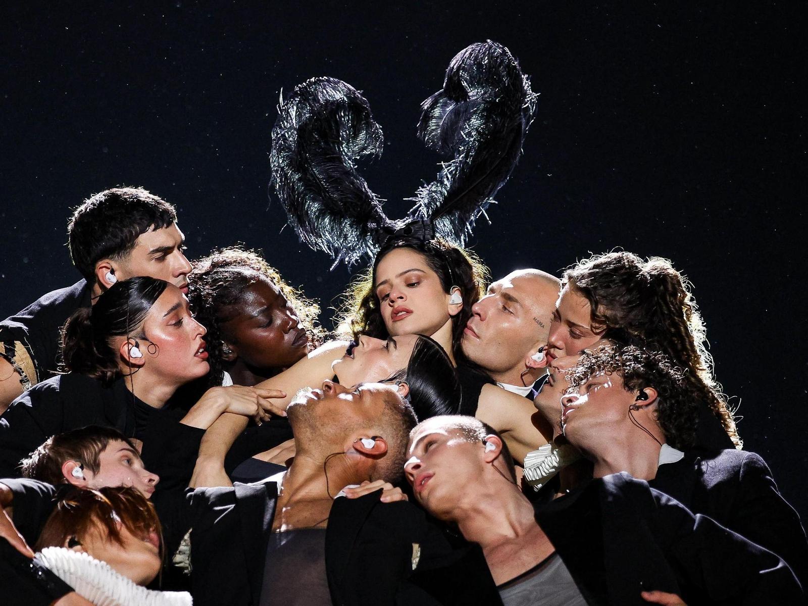 Rosalía: Palau Sant Jordi'de Sınırları Aşan Bir Müzik Fenomeni