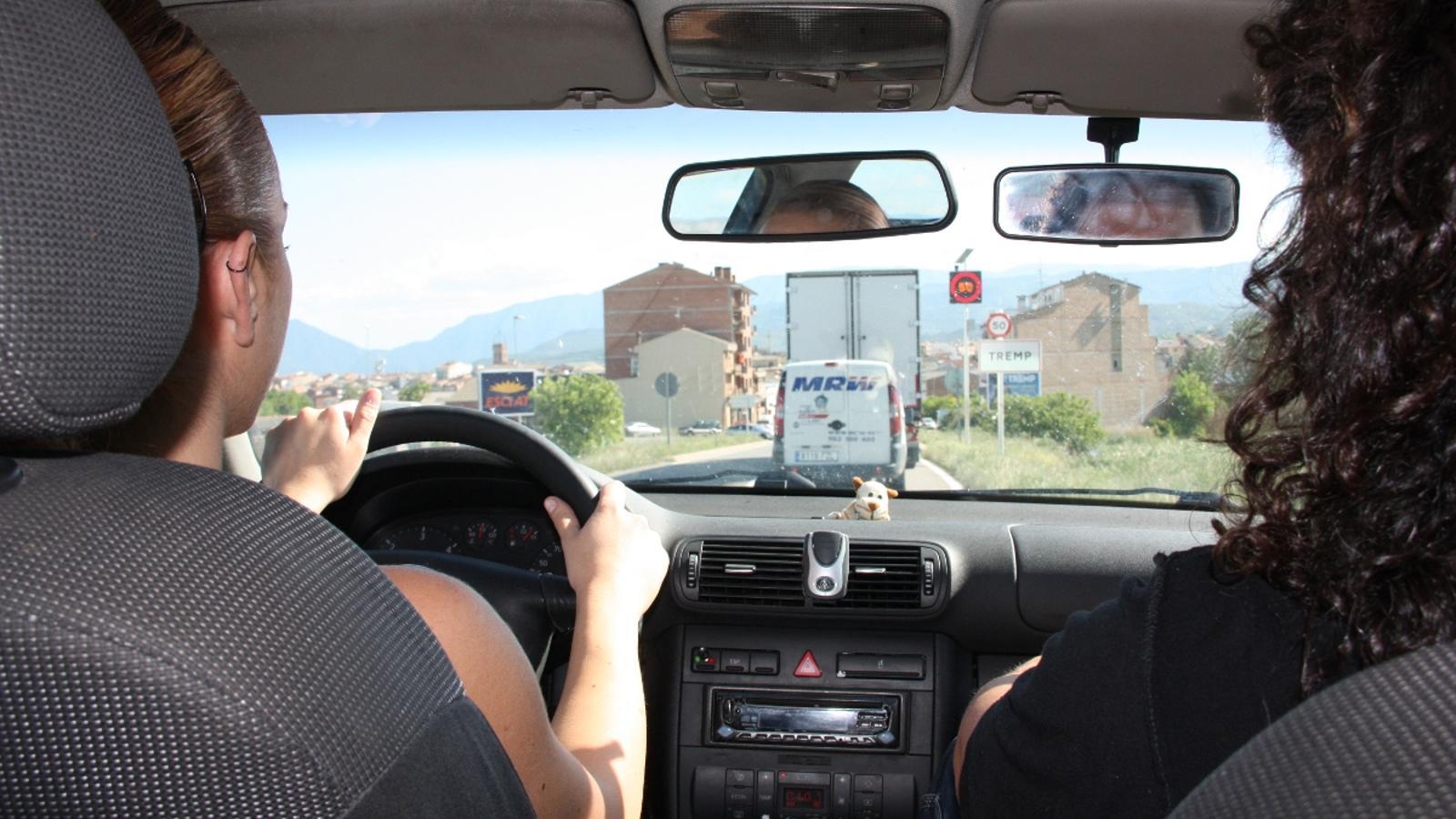Yaz Aylarında Artan Trafik Kazalarına Dikkat: Sürücüler İçin Hayati Güvenlik İpuçları