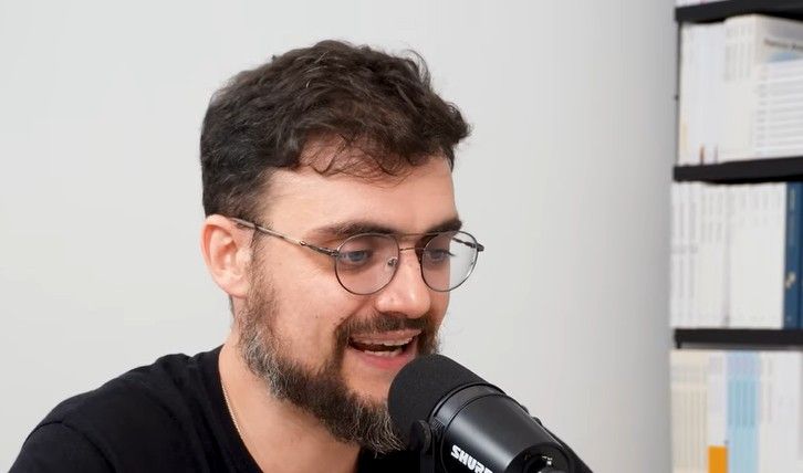 Filozof YouTuber Ernesto Castro'dan Gazetecilere Olay Cevaplar: Medya ve Dijital Çağ