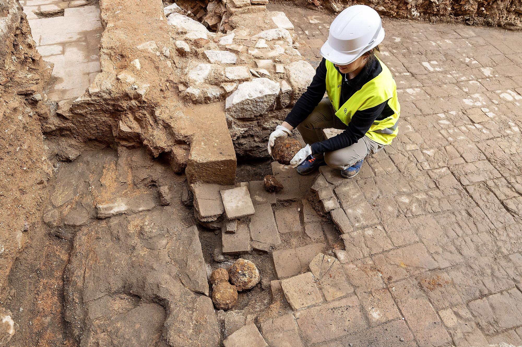 Barselona'da 1714 Kuşatması'nın Hayaleti: Kayıp Cadde ve Burbon Mermileri Yeniden