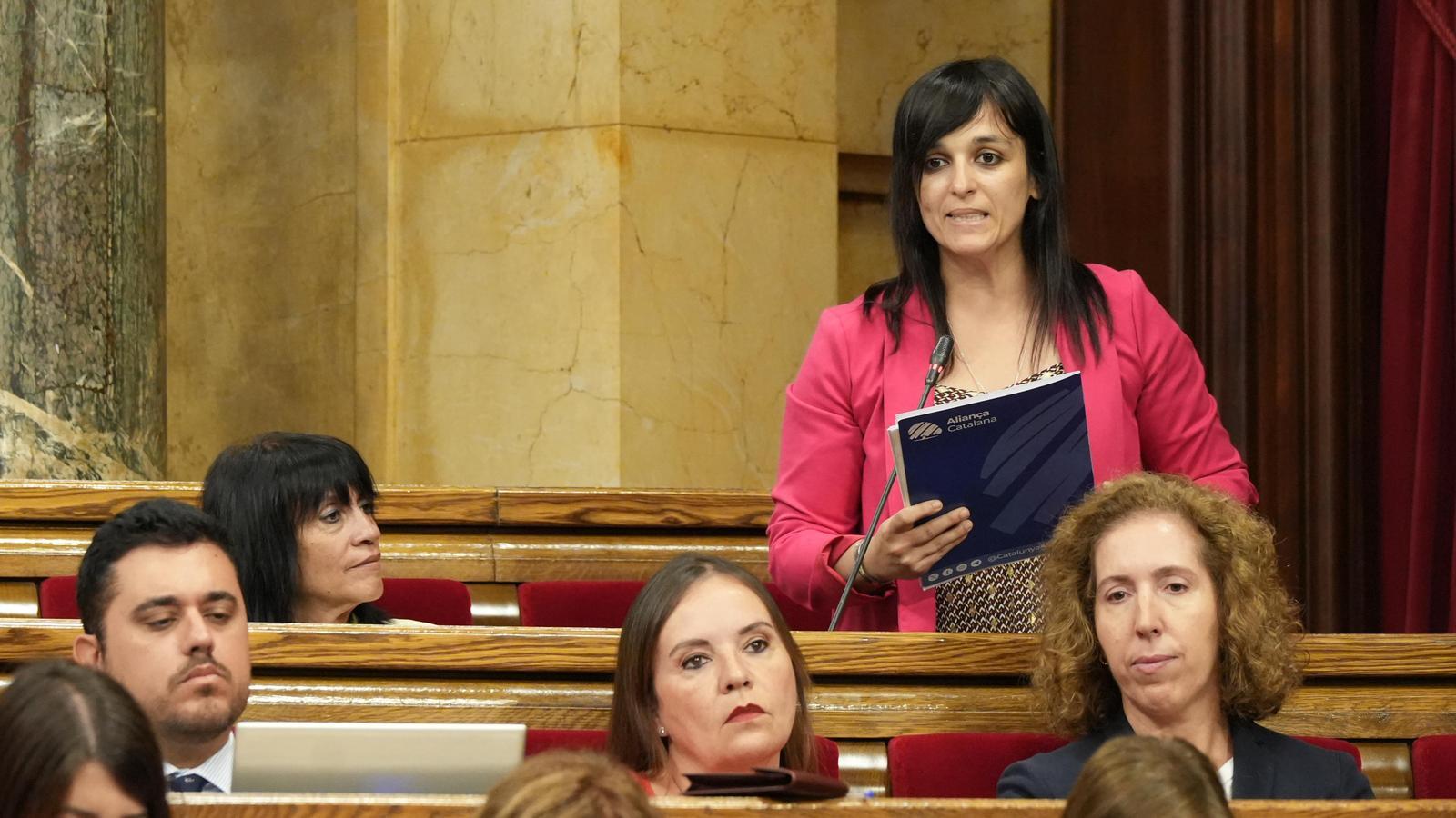 Katalonya Parlamentosu'ndan Vekillere 'Saygısızlık' Yaptırımı: Orriols ve Garriga'ya