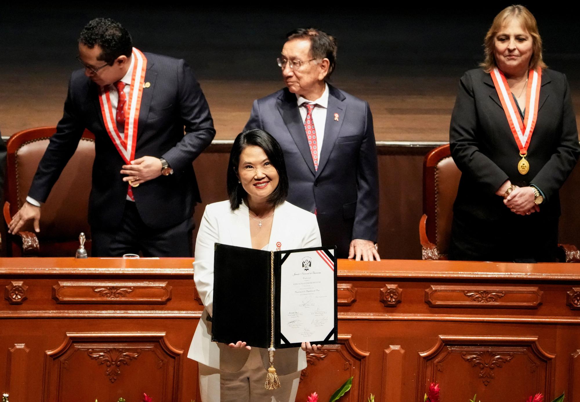 Peru Siyasetinde Fujimori Dönemi Yeniden Başlıyor: Keiko Fujimori Devlet Başkanı