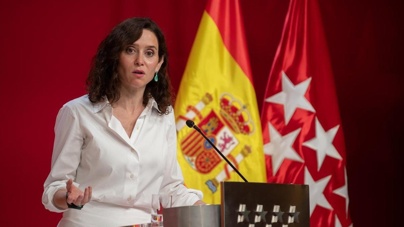 Ayuso'nun Lüks Çatı Katı Alımı İddiaları Yargıya Taşındı: Madrid'de Siyasi Gerilim