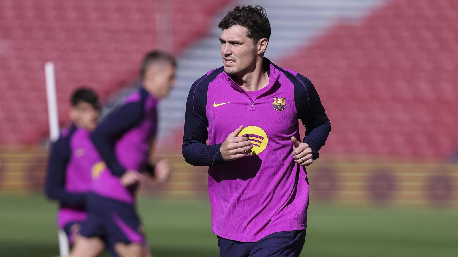 Andreas Christensen Barça ile 2028'e Kadar Uzattı: Savunmanın Kilit Taşı Güvende