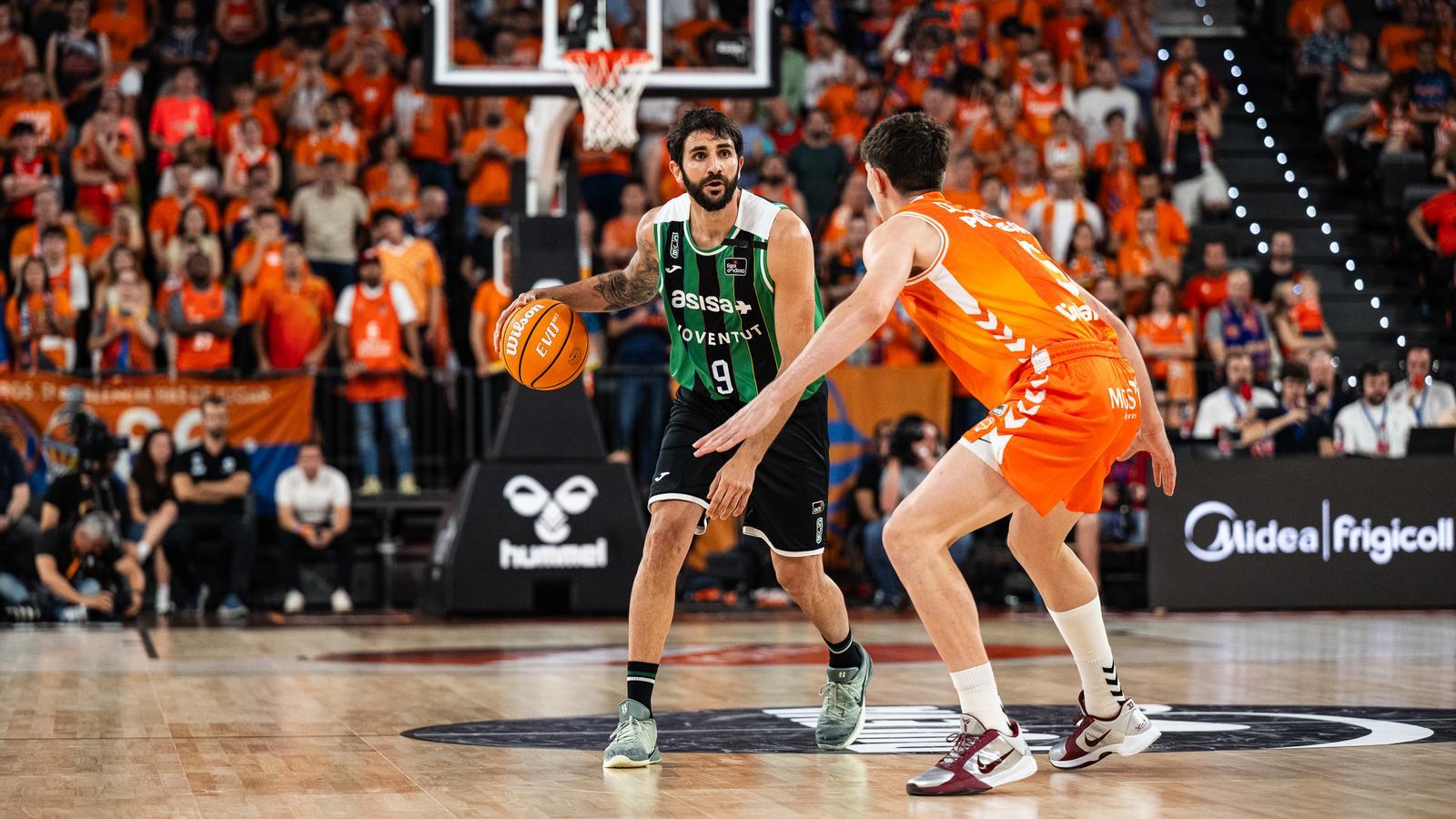 Valencia Basket'tan Joventut'a Ağır Darbe: Penya Elenme Eşiğinde