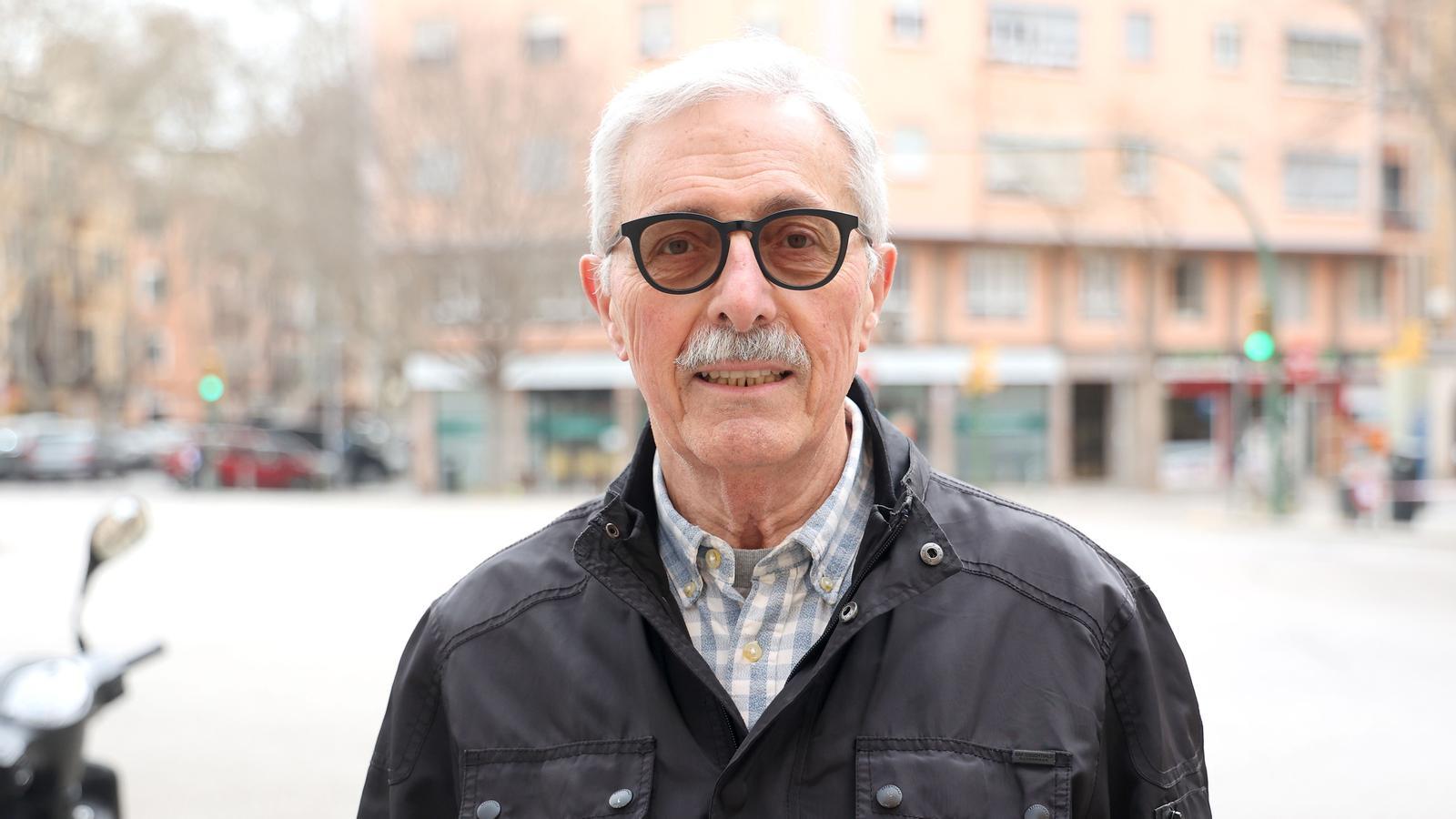 Franco Dönemi Eğitimi ve Borja Moll'un Simgesel Sözleri: "Pencereyi Açın, Koku Var!"
