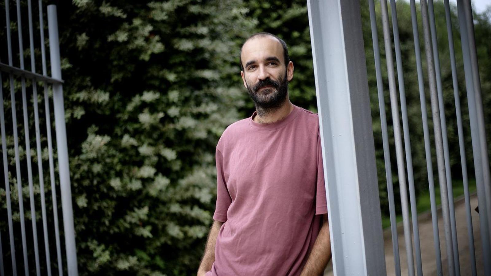 İspanyol Sinemasının Parlayan Kalemi Eduard Sola'dan Edebiyat Dünyasına Yeni Adım