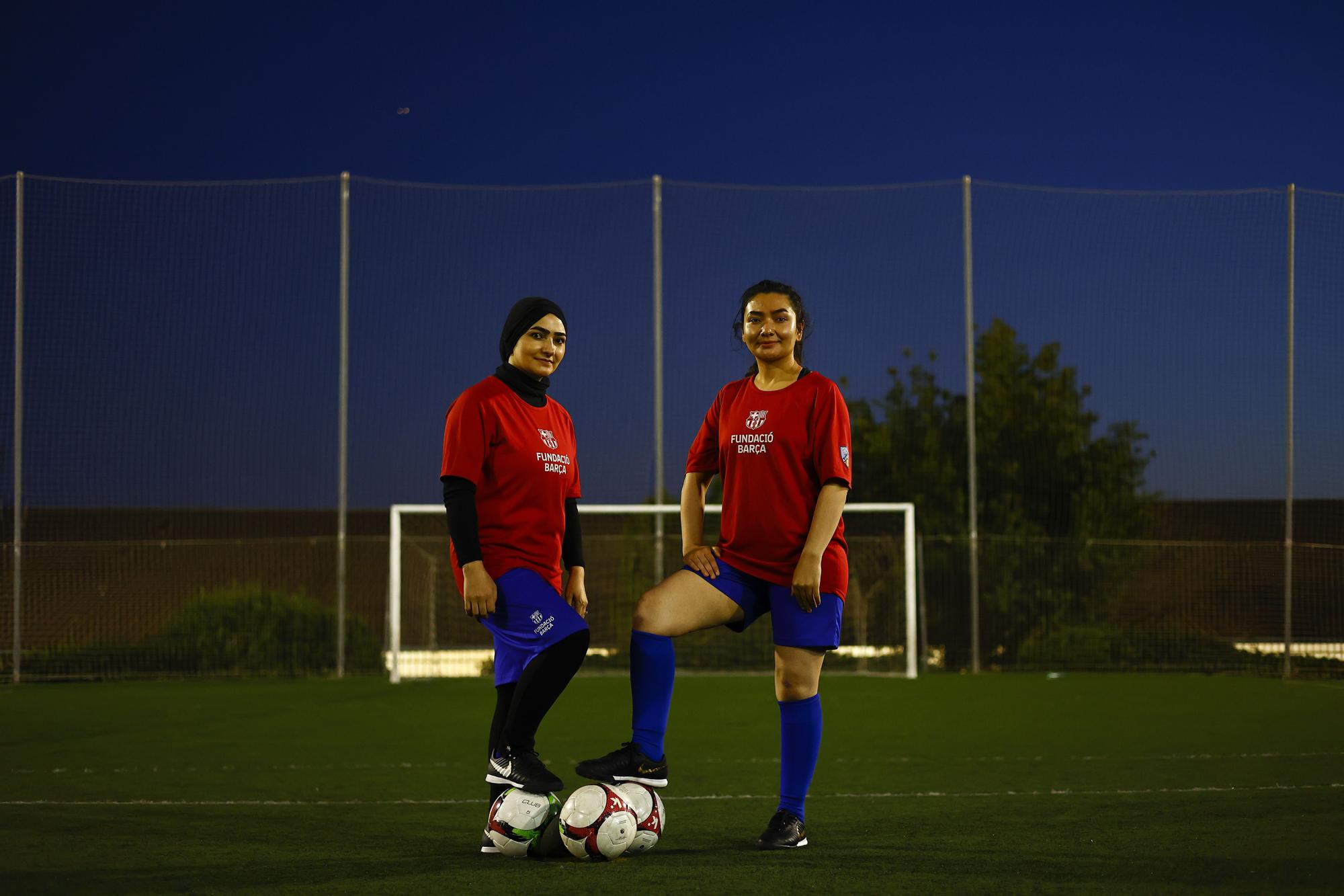 Afganistan'dan Barselona'ya Uzanan Özgürlük Pası: Futbol Sahasında Yeniden Doğan Hayatlar