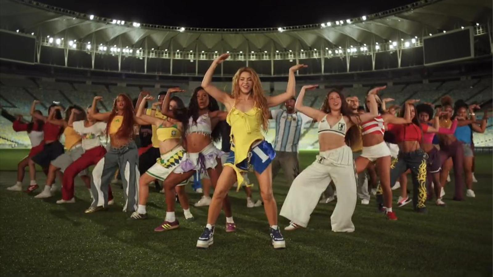 Waka Waka'dan 'Dai Dai'ye: Shakira Yeniden Dünya Kupası Marşıyla Sahneye Dönüyor!