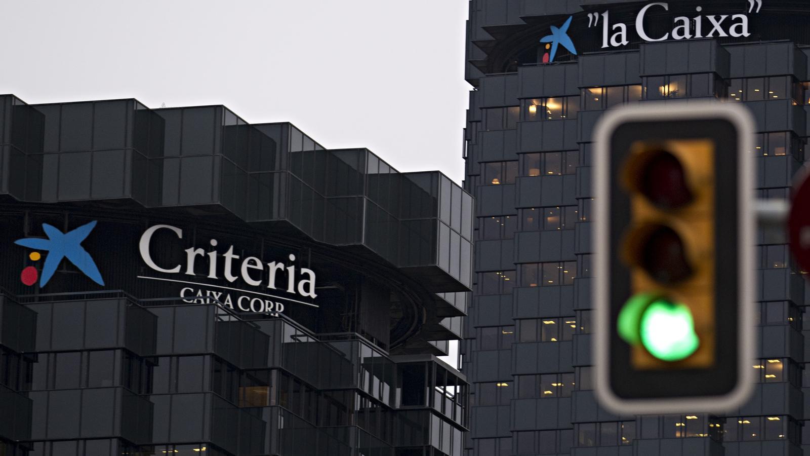 CriteriaCaixa'nın İlk Yarıyıl Kârı Düşüş Gösterse de Temel Operasyonlar Güçlü