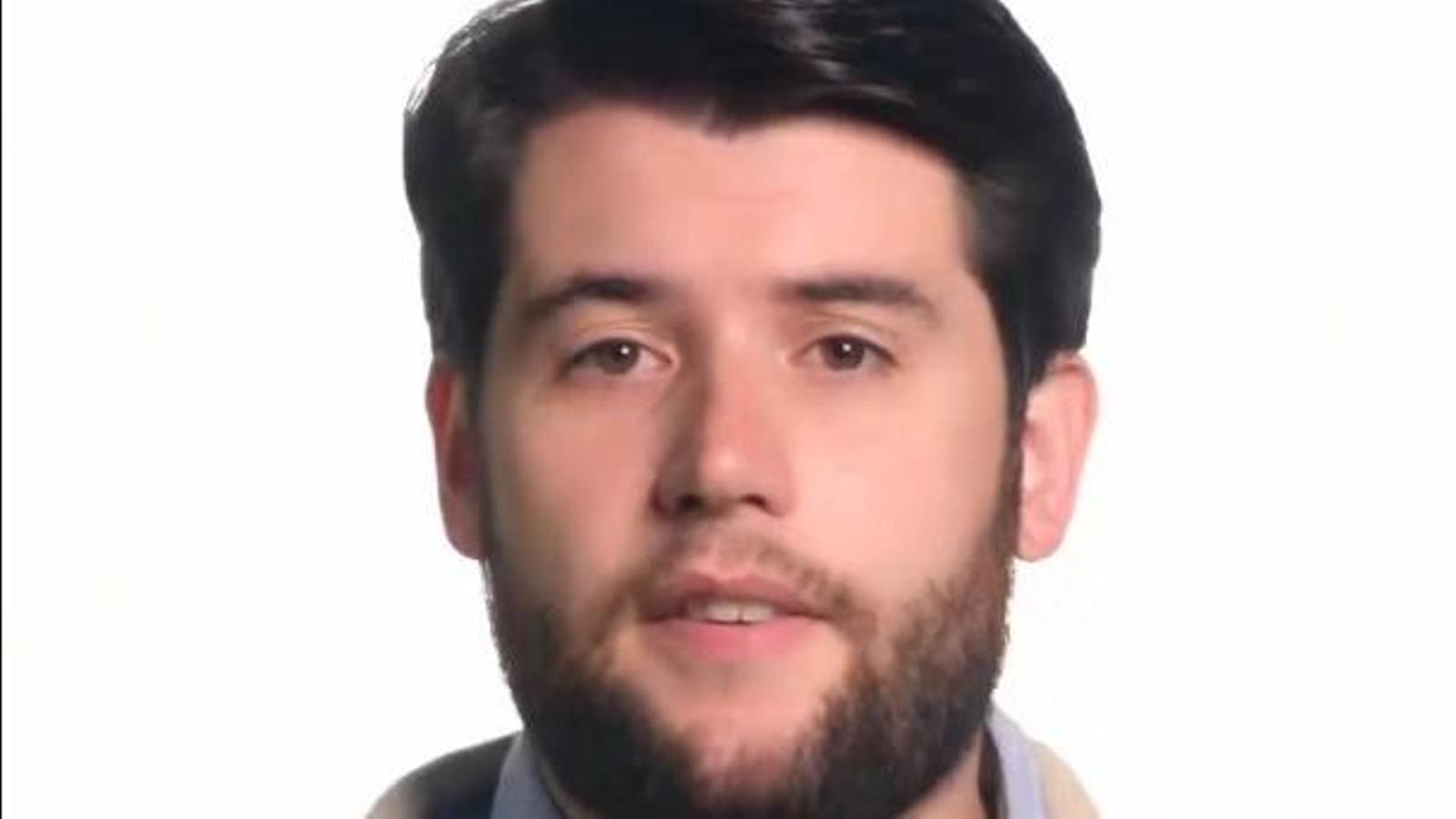 İspanya Siyasetinde Şok: PP Gençlik Lideri Carlo G. Angrisano Vox'a Katıldı