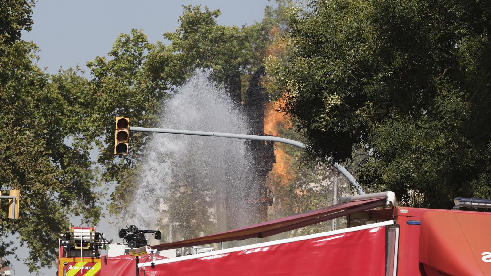 Barselona Sants Metro Şantiyesinde Gaz Patlaması: 8 Yaralı, Soruşturma Başladı