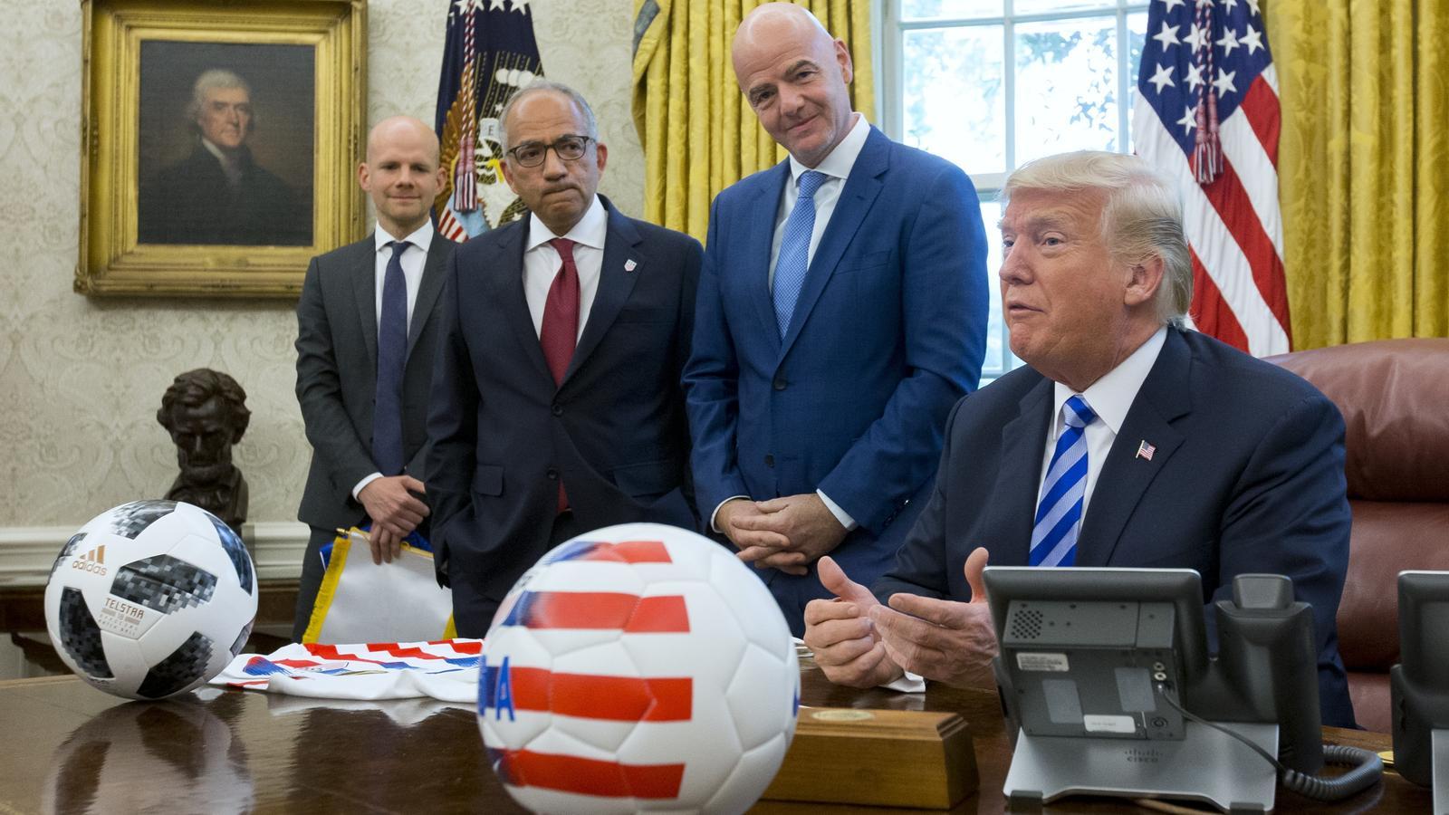 FIFA Başkanı Infantino'nun UEFA Savaşına Şok Darbe: Sağ Kolu İstifa Etti