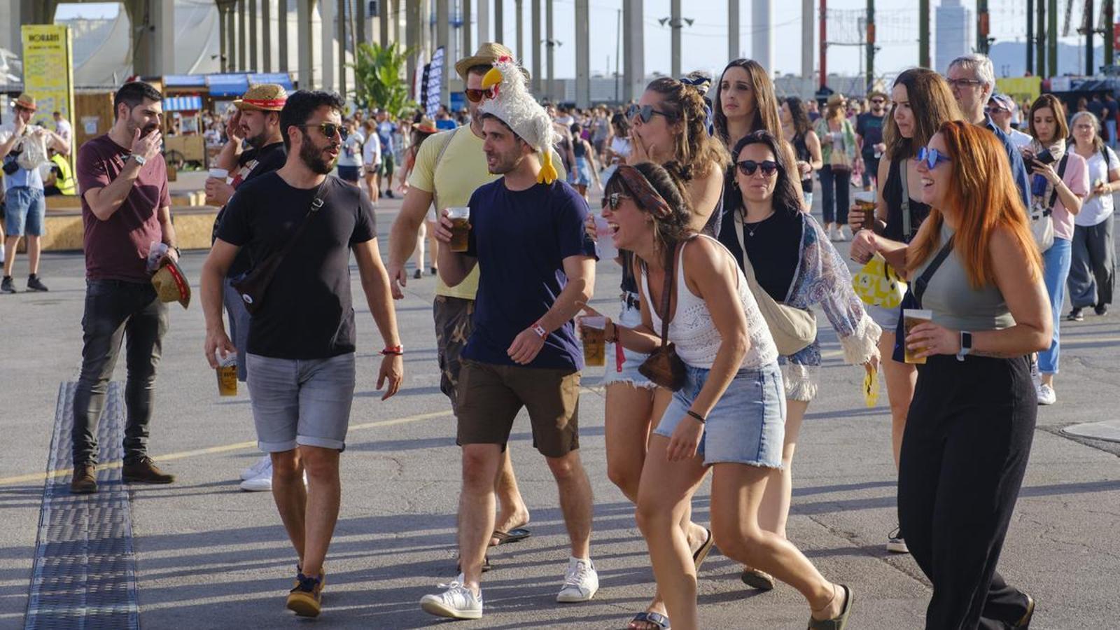 Katalanca'nın Genç Nesillerdeki Akıbeti: Çelişkili Veriler ve Kimlik Endişesi