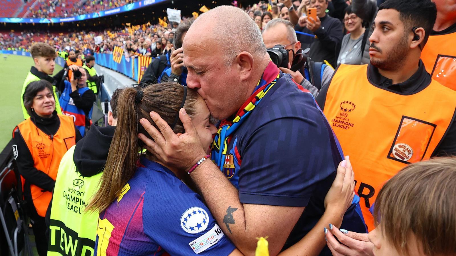 Alexia Putellas'ın Camp Nou'da Duygusal Anları: Sözleşme Sonu ve Gelecek Belirsizliği