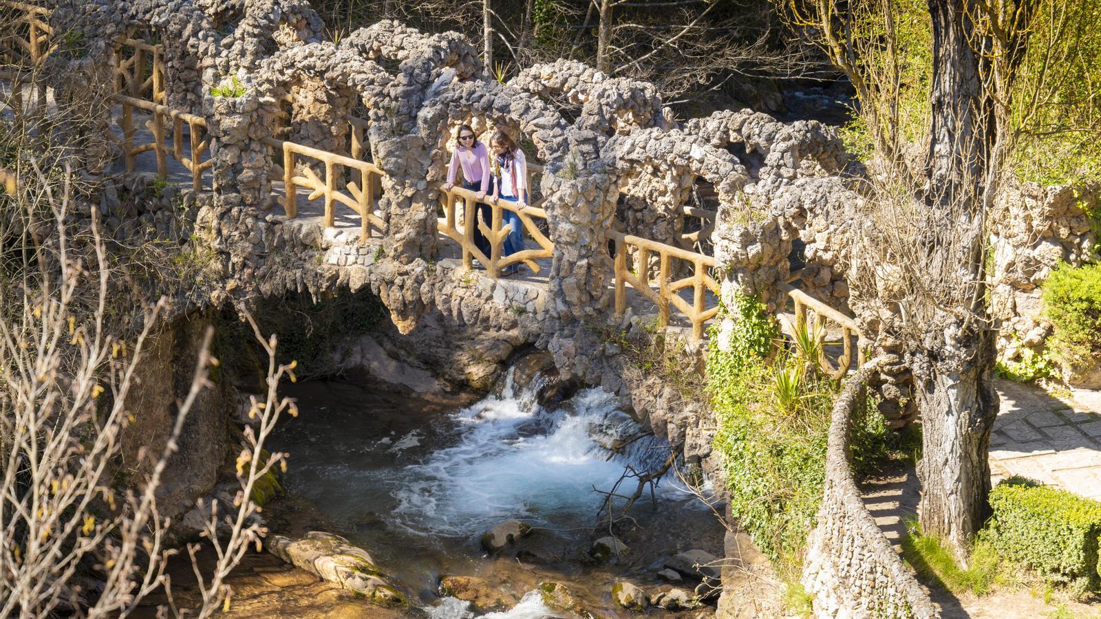 Barselona Vilayetinde Sürdürülebilir Turizm: Yeniden Bağlanmak İçin Uzaklaşın