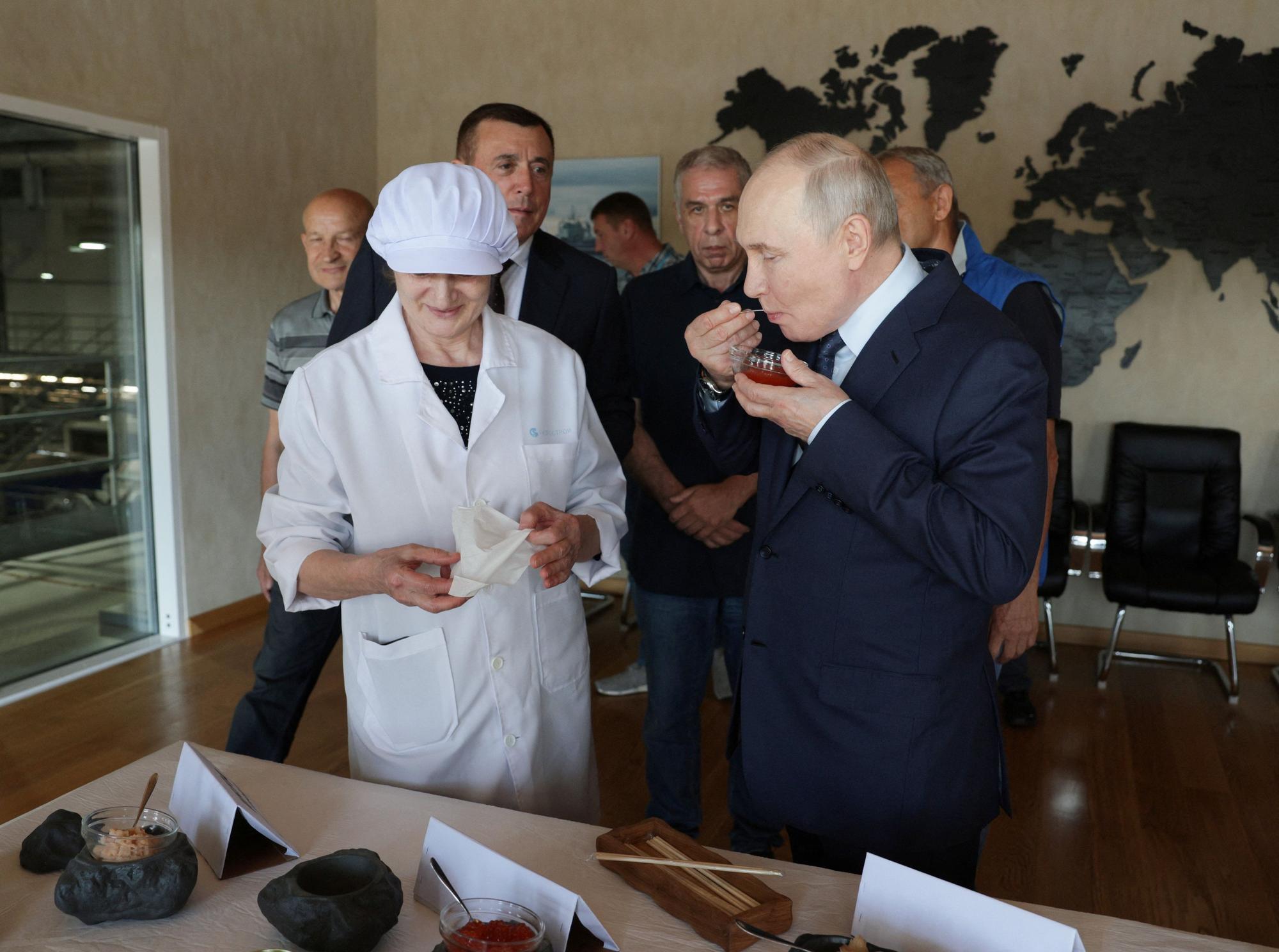 Putin'in Kuril Adaları Ziyareti Japonya'yı Kızdırdı: Diplomatik Kriz Derinleşiyor