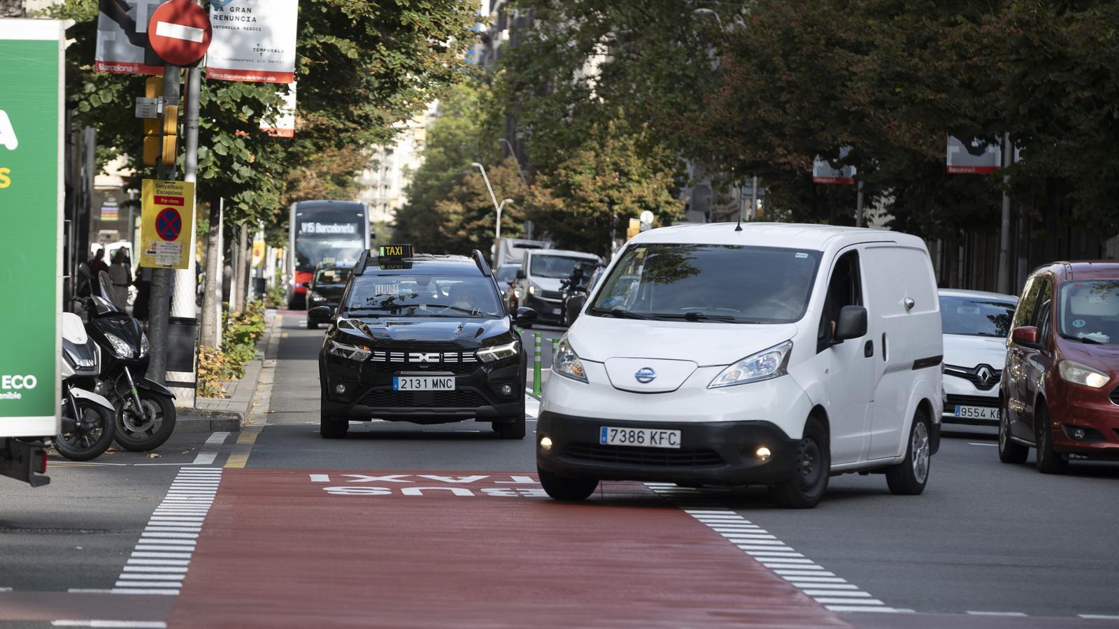 Barselona'da Trafik Devrimi: Yeni Kurallar İlk Günden Karmaşa Yarattı