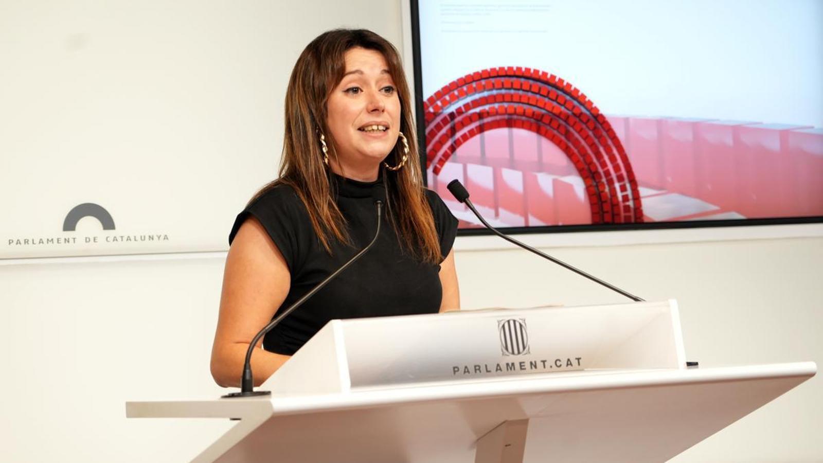 CUP, Barselona Yerel Seçimleri İçin Laure Vega'yı Aday Gösteriyor: Temsil Gücünü Geri