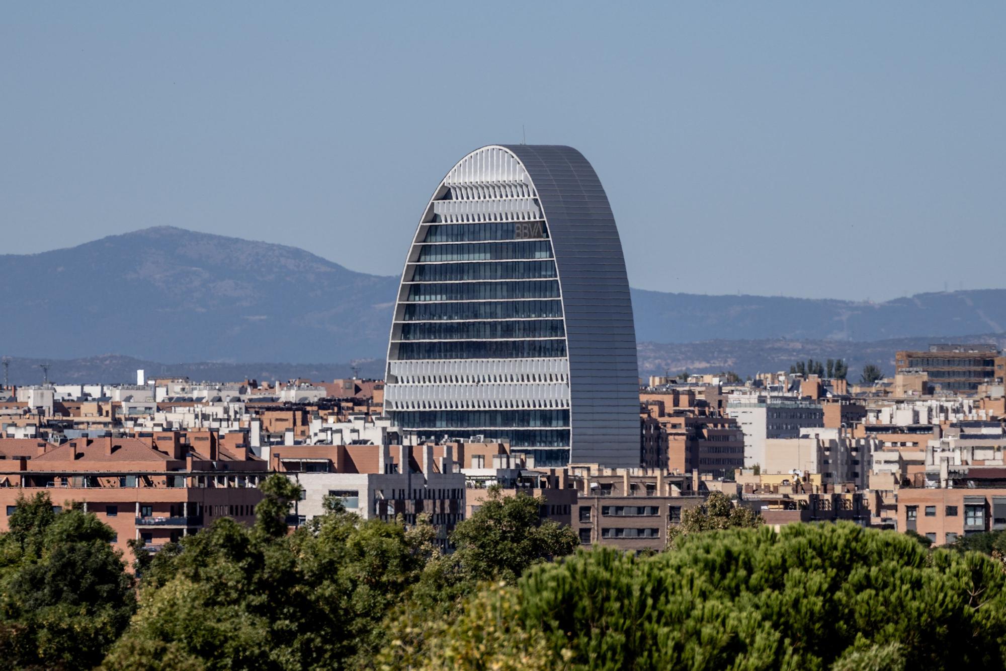 BBVA'dan Rekor Kâr: Sabadell OPA'sı Sonrası Yönetim Yeniden Yapılanıyor