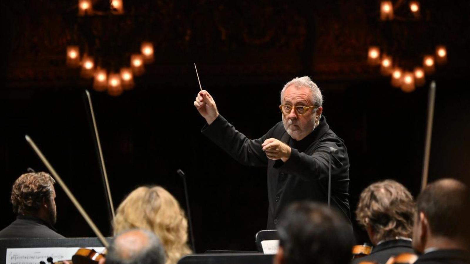 Barselona'da Bir Devrin Sonu: Josep Pons'un Liceu'ya Mahler'le Vedası