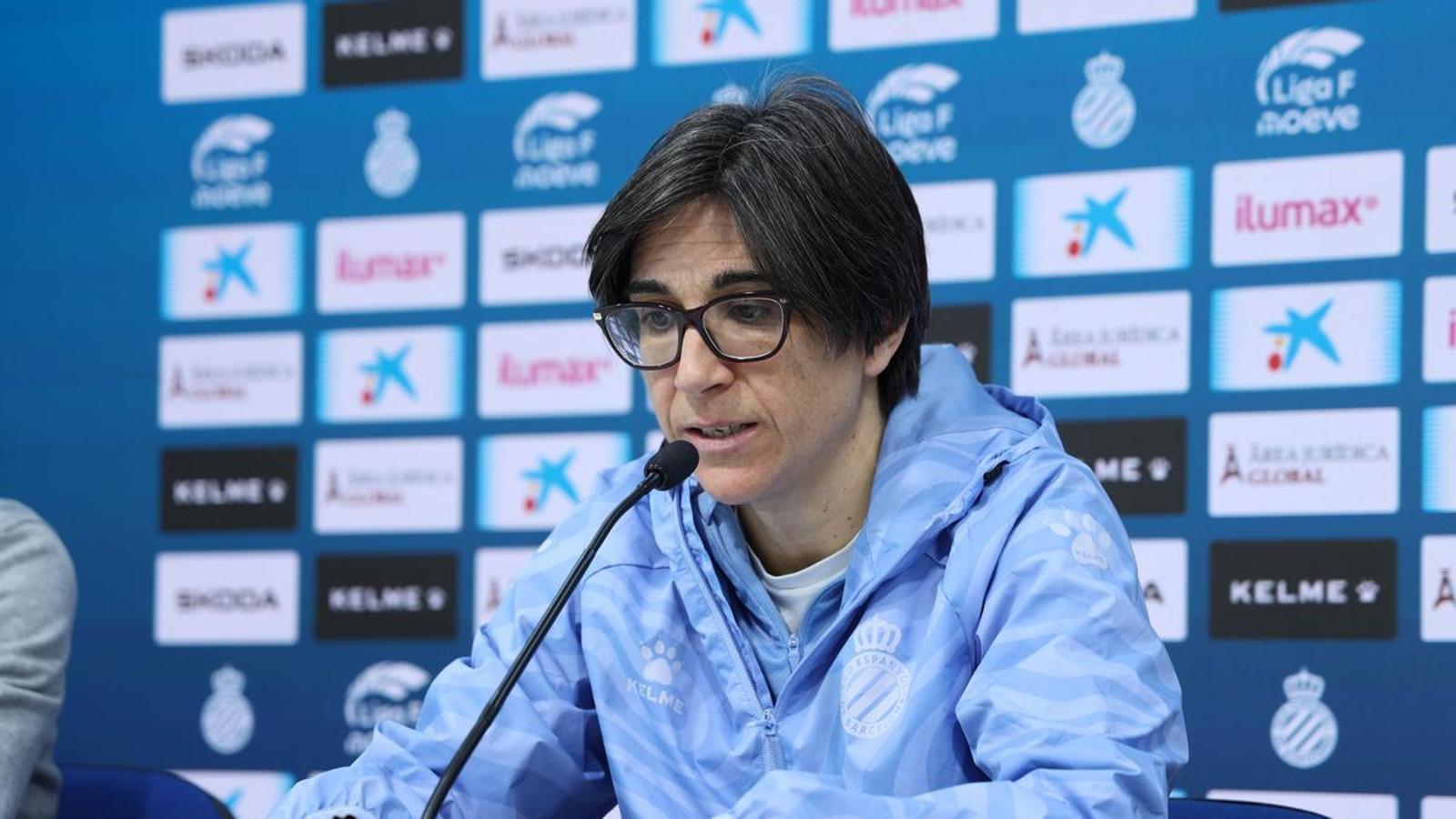 Kadın Futbolunda Liderlik Mücadelesi: "Bir Erkeğin Kadını Lider Olarak Kabul Etmesi Zor"