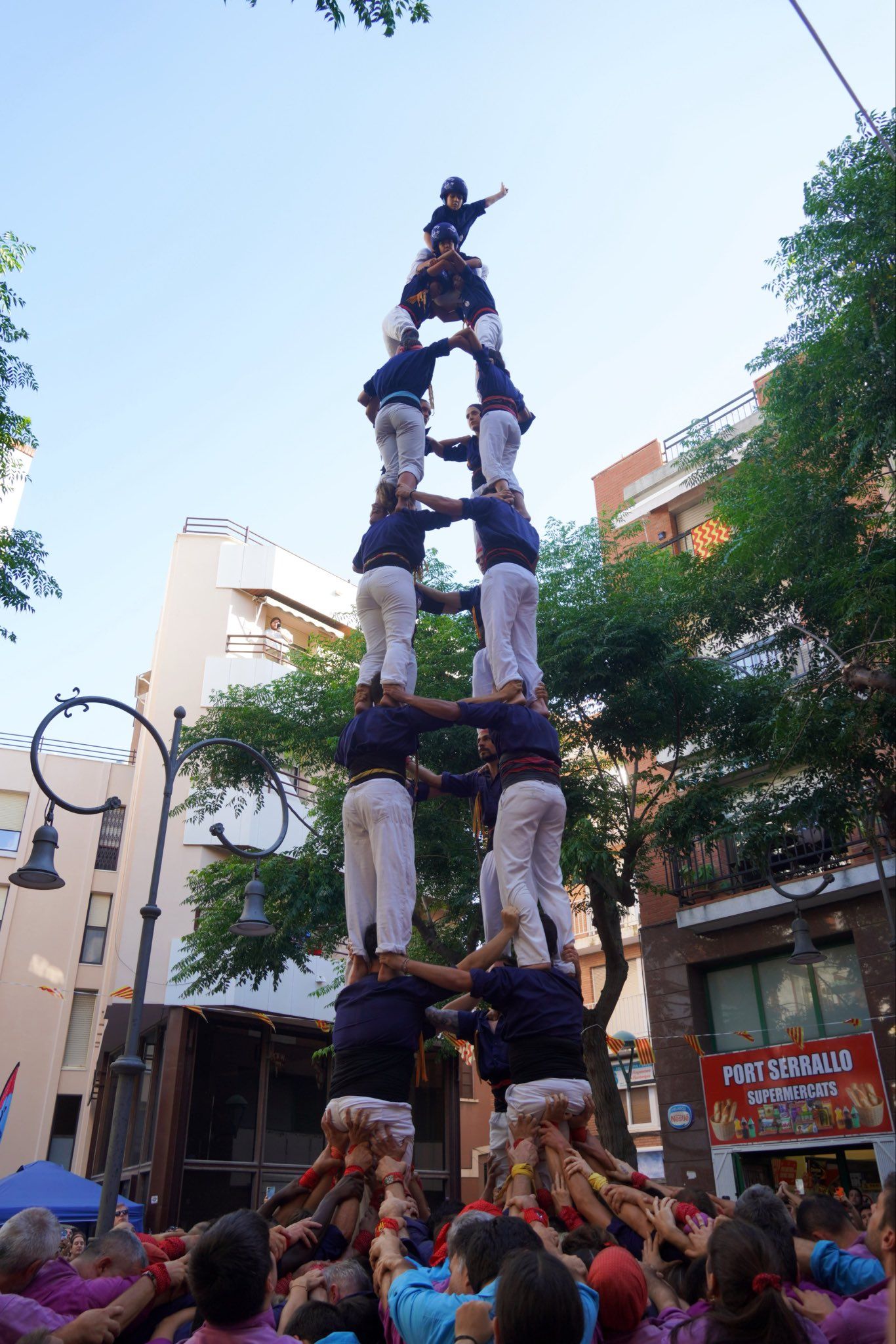 Barselona'dan Tarihi Kuleler: Castellers de Vilafranca Sezona Damga Vurdu