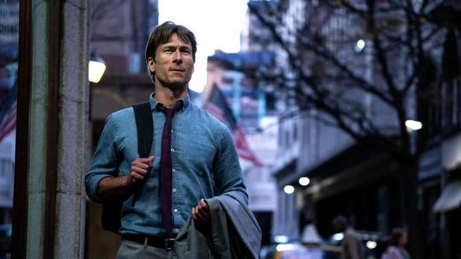 Glen Powell'dan Süper Zenginlere Kara Mizah Darbesi: Miras Avı Başlıyor