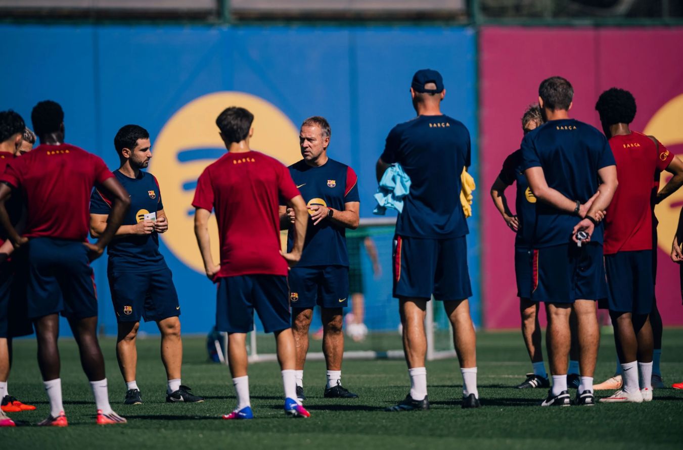 Barcelona'nın Uluslararası Arada Rekabetçi Avantajı Koruma Sırrı: Detaylı Oyuncu Yönetimi