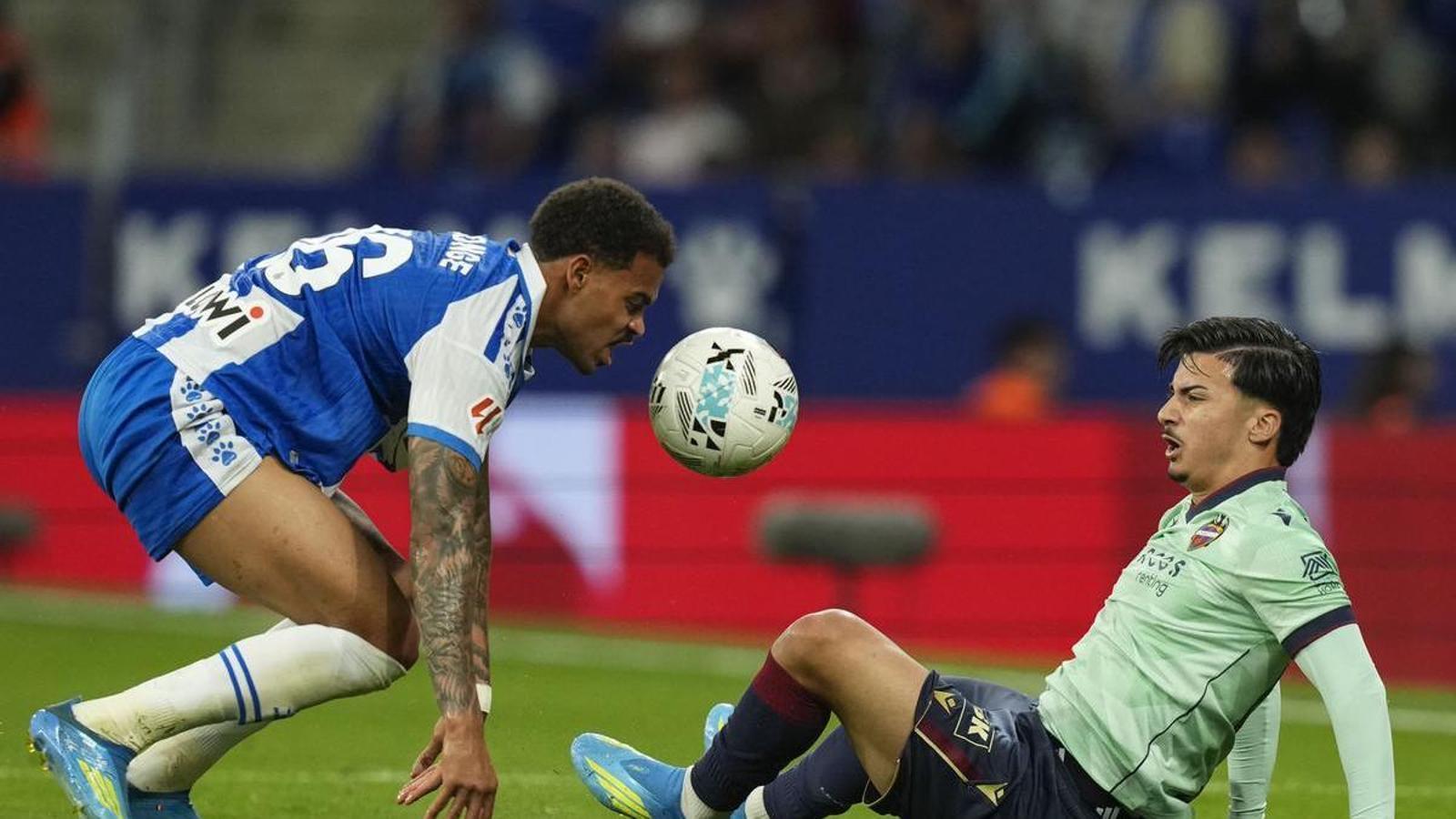 Espanyol Uçurumun Eşiğinde: Barselona'nın Diğer Takımı İçin Tehlike Çanları