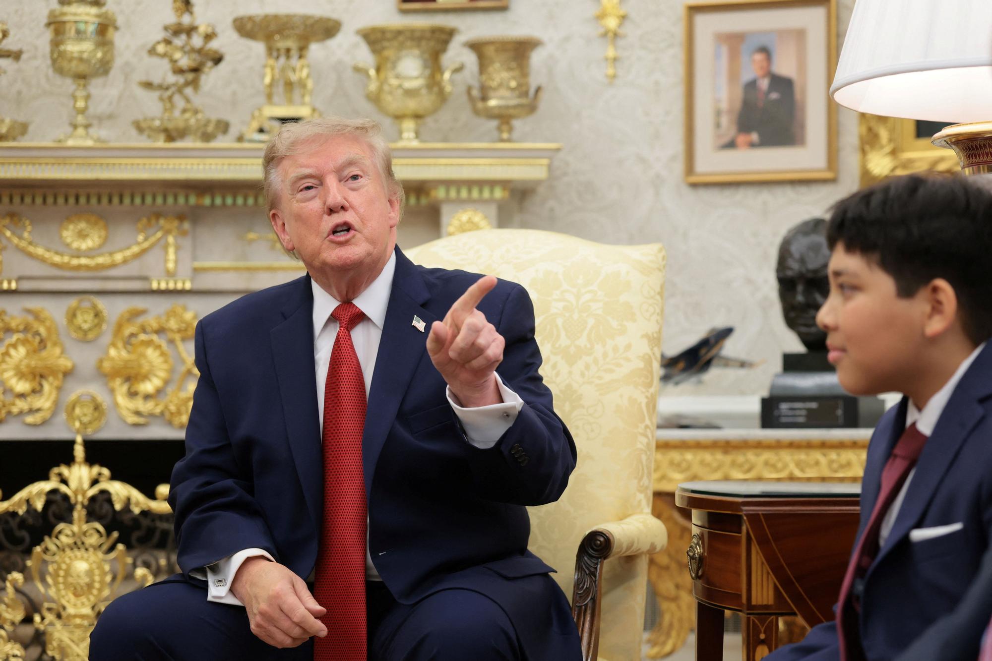 ABD Yüksek Mahkemesi'nden Trump'ın Postayla Oy Planına Yeşil Işık: Seçimlere Gölge