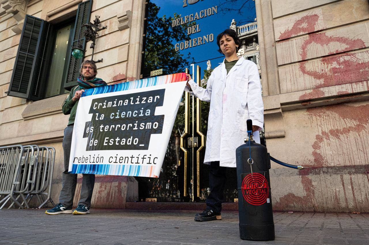 Barselona'da İklim Eylemcisi Bilim İnsanlarına Hapis İstemi: Protesto Hakkı Tartışması
