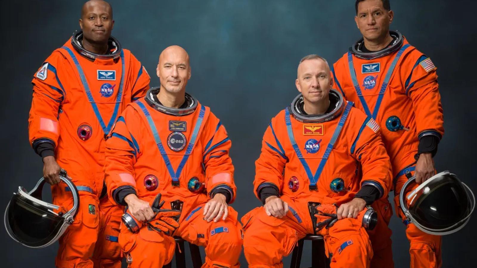 NASA'dan Ay'a Dönüş Misyonu Artemis III İçin Tarihi Astronot Duyurusu