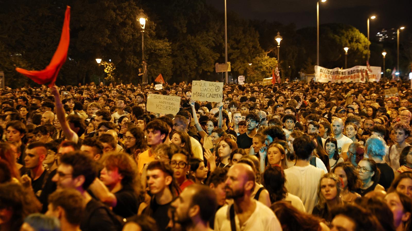 İspanya'da Konut Krizi: PSOE ve Sumar'dan İki Ayrı Kararnameyle Uzlaşma