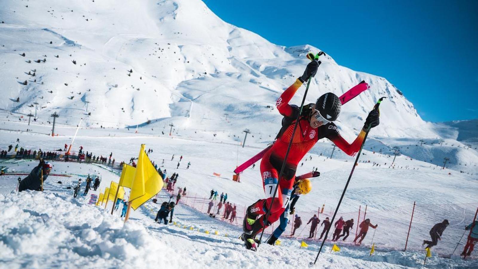 Oriol Cardona, Dağ Kayağı Dünya Kupası Sprint Sezonunu İkinci Bitirdi