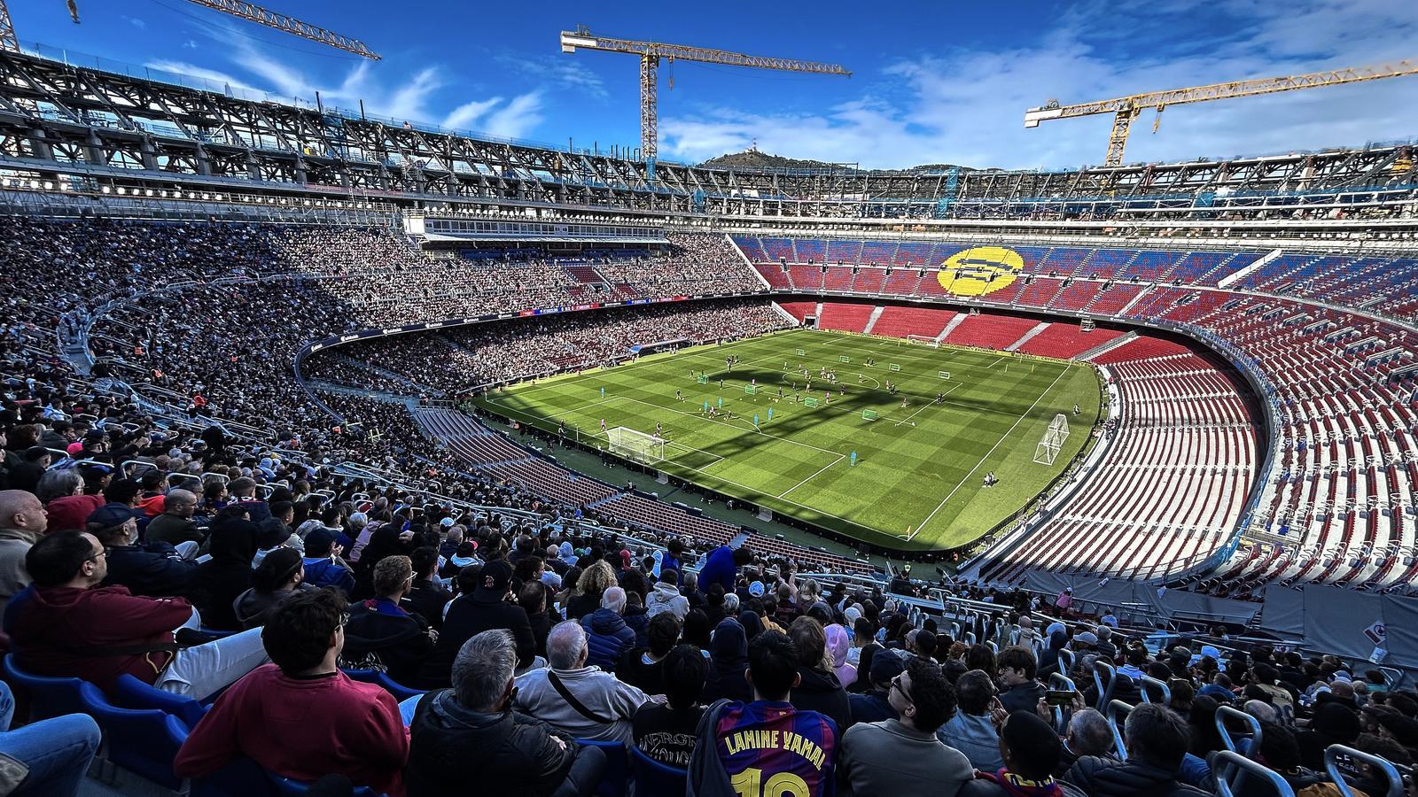 Camp Nou, 2029 Şampiyonlar Ligi Finali'ne Ev Sahipliği Yapacak: Tarihi Bir Dönüş!