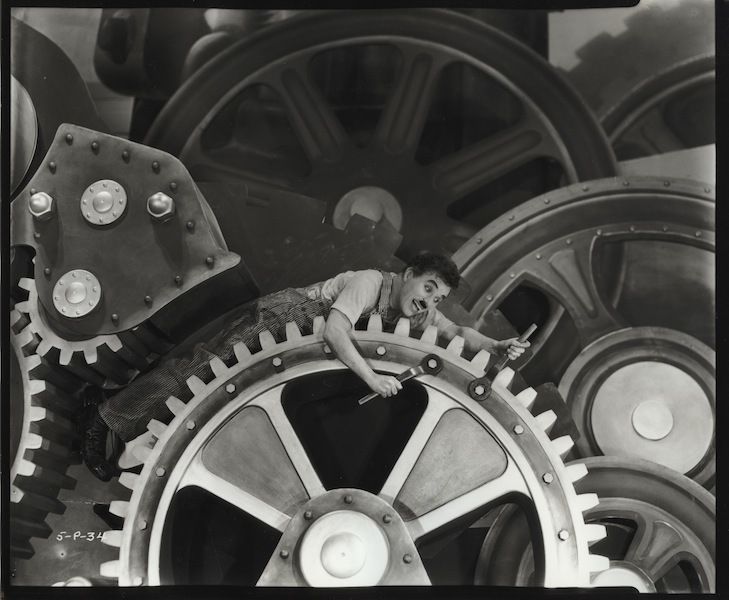 Meta'da Liderlik Dönüşümü: Zuckerberg'den Çalışanlara Yapay Zeka Avatarı