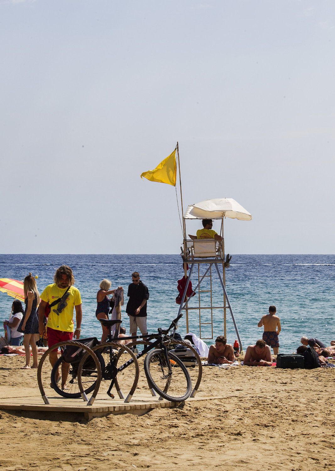 Calafell Plajı'nda Acı Olay: 70 Yaşındaki Adam Boğularak Hayatını Kaybetti